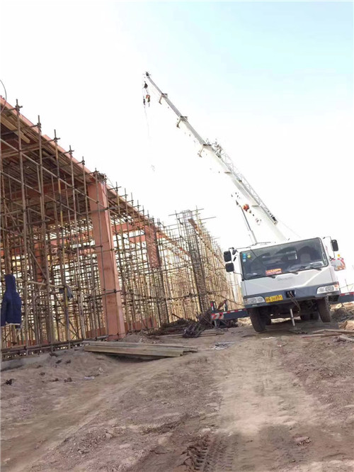 纳雍县吊车作业的安全注意事项有哪些？